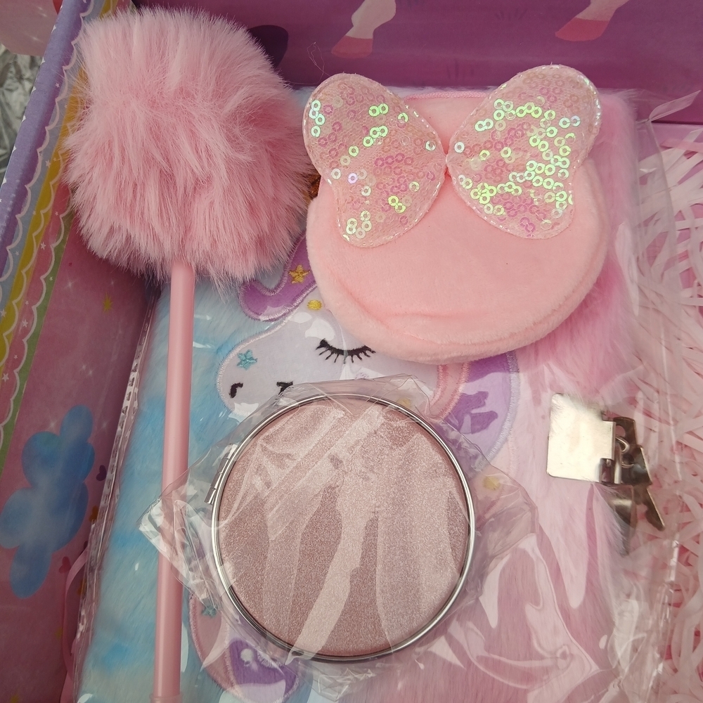 Magic Unicorn Gift Set - Picture 6 of 11